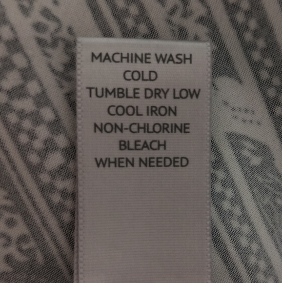 Sheer Back Black Top / Size 2X / EUC - Picture 8 of 9